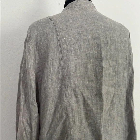 Ruby Rd Gray Linen Top - Picture 8 of 13